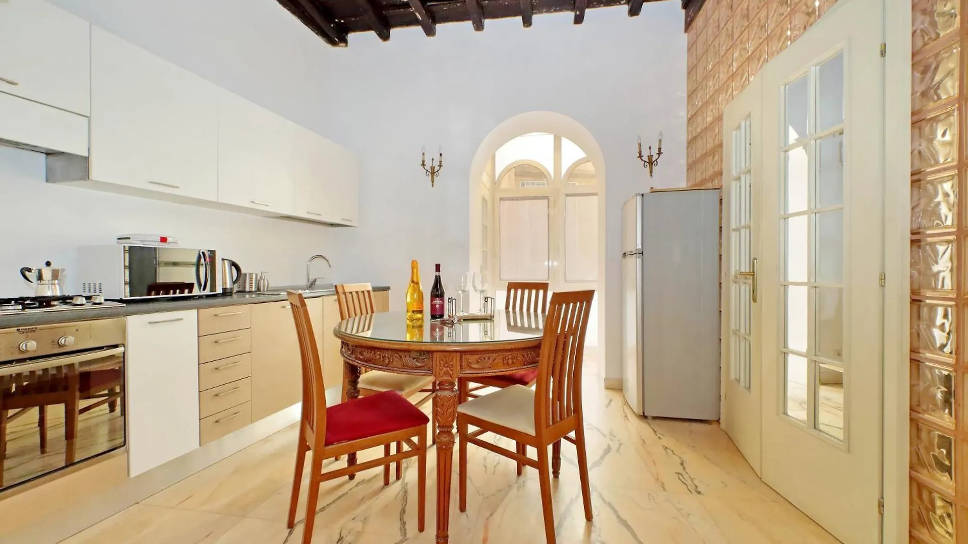 4Bnb - Lungaretta Jacuzzi Apartment Rome